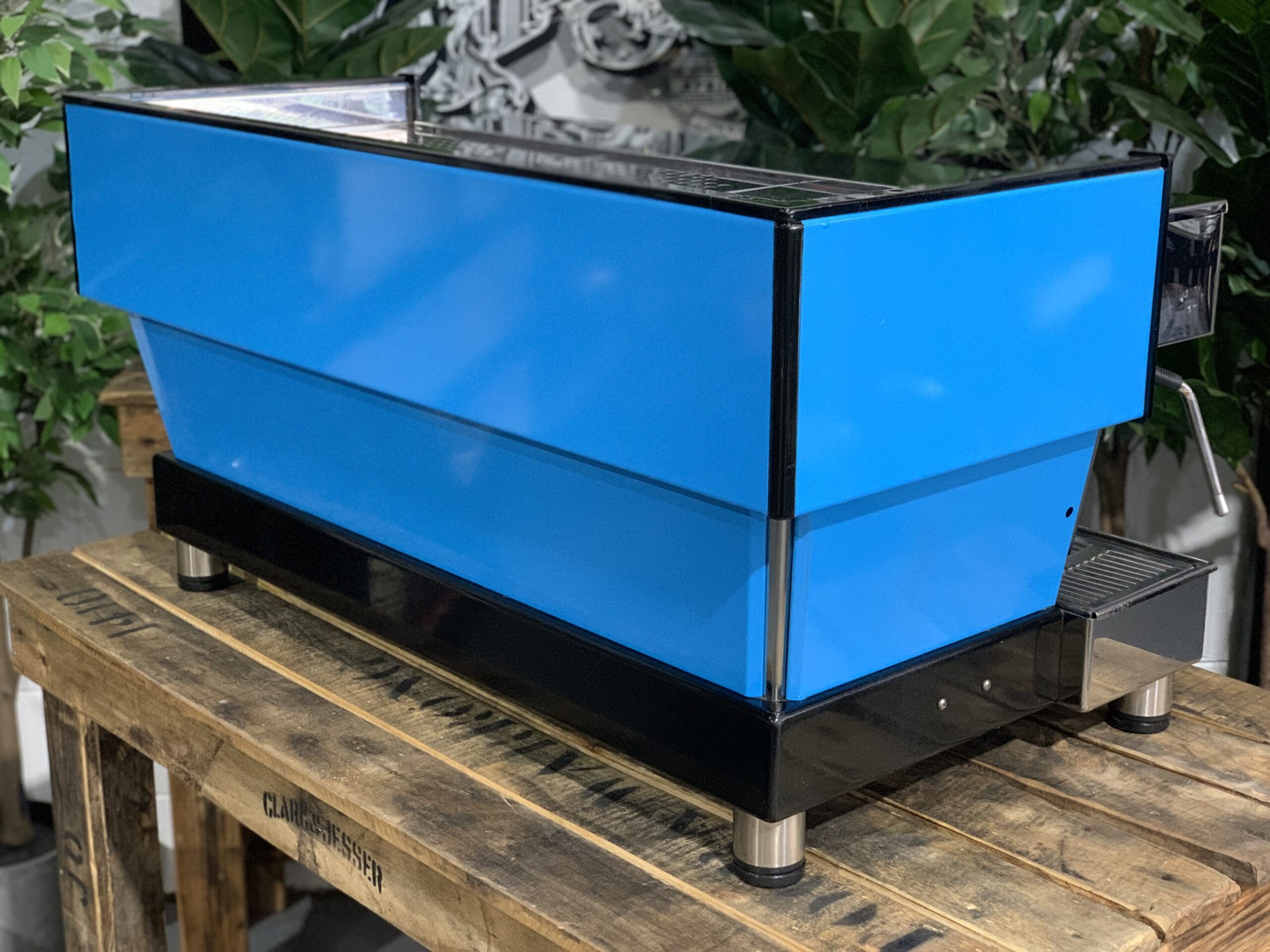 La Marzocco Linea Classic Bright - 3 Group Commercial Espresso Machine - Blue