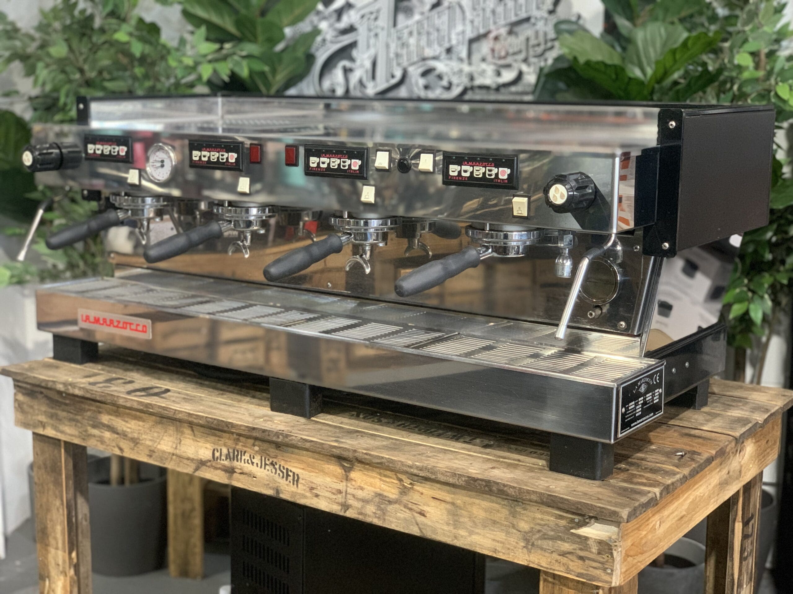 La Marzocco Linea Classic Black & Used - 4 Group Commercial Espresso Machine - Stainless