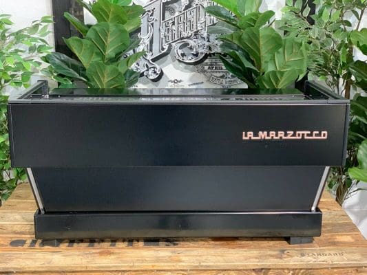 La Marzocco Linea Classic 3 Group Black on Black - 570