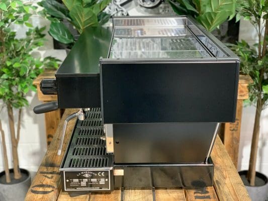 La Marzocco Linea Classic 3 Group Black on Black - 570