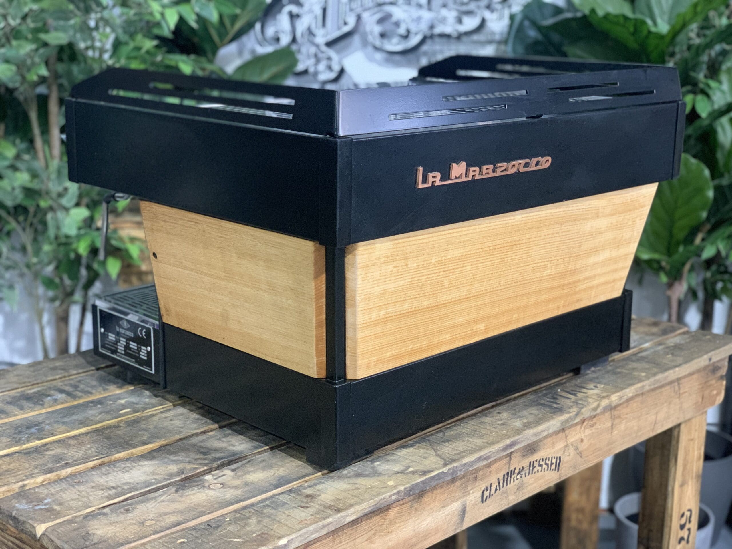 La Marzocco Linea PB Custom Wood 2 Group Black - 15298