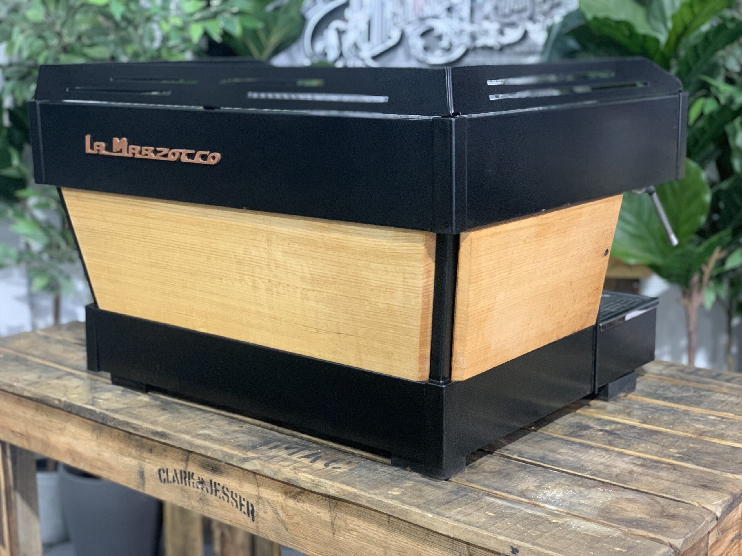 La Marzocco Linea PB Custom Wood 2 Group Black - 15298