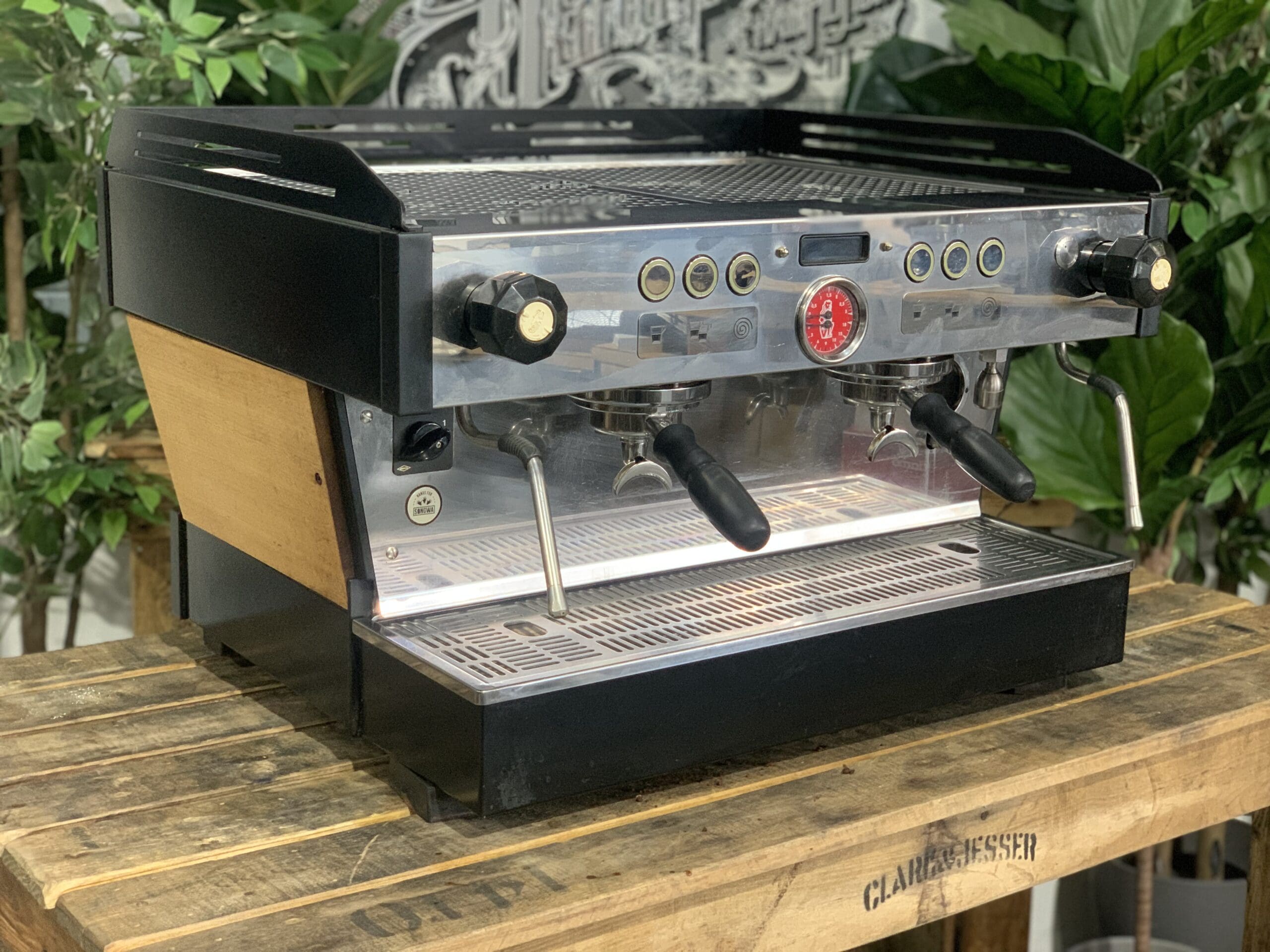 La Marzocco Linea PB Custom Wood 2 Group Black - 15298