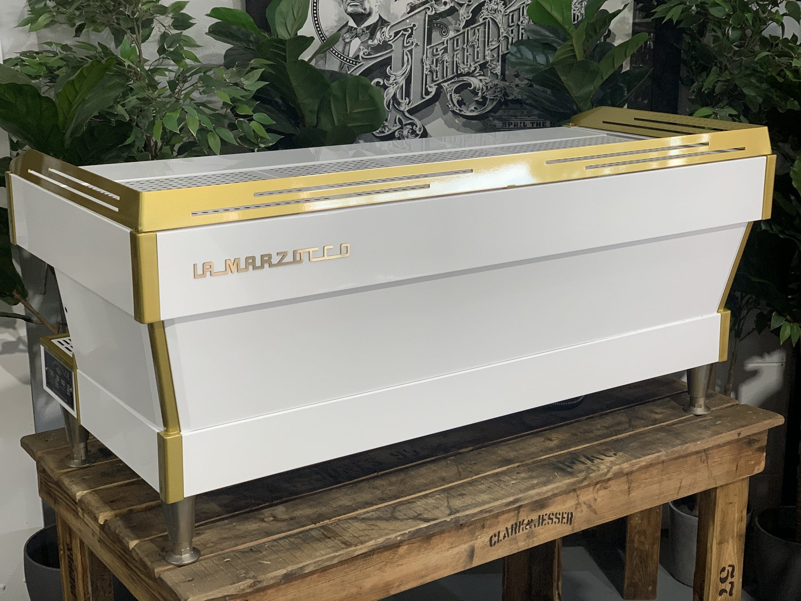 La Marzocco Linea PB 4 Group White & Gold - 1256