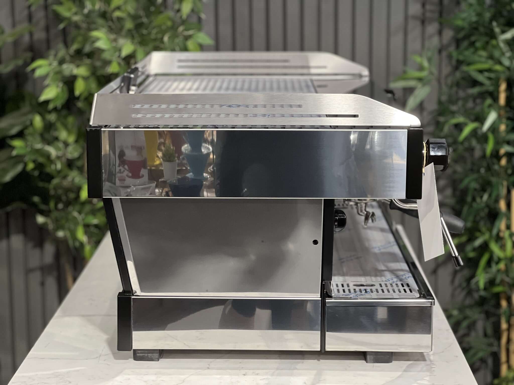 La Marzocco Linea PB - 3 Group Commercial Espresso Machine