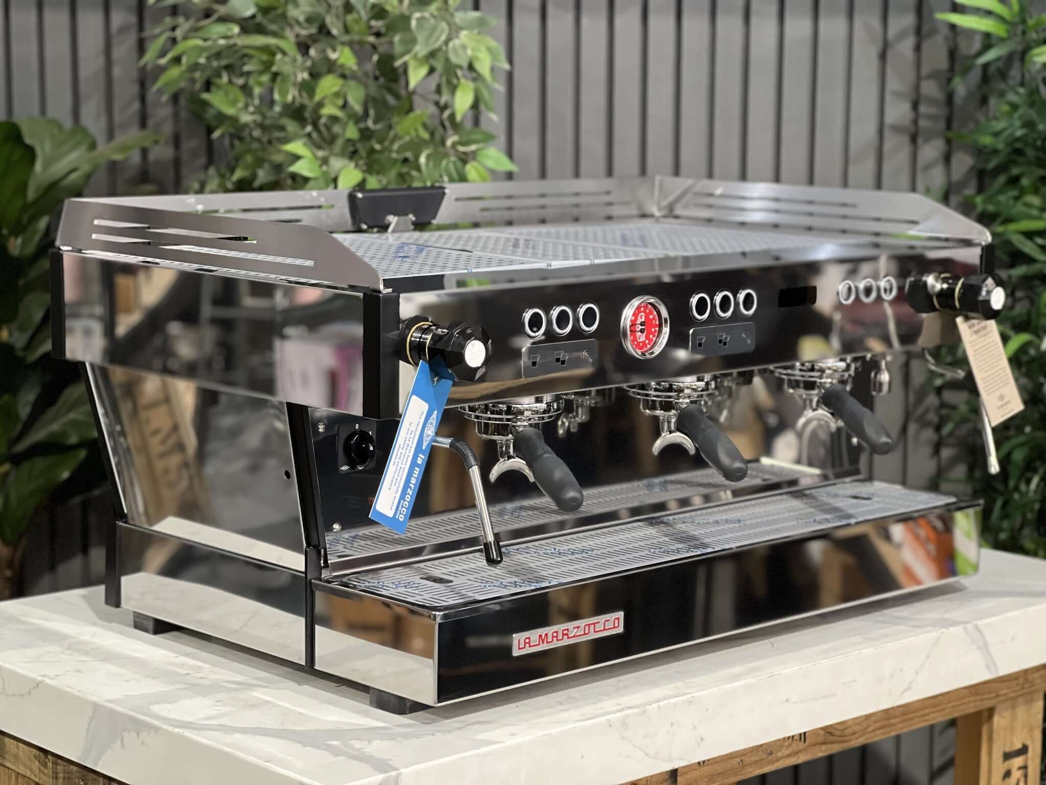 La Marzocco Linea PB - 3 Group Commercial Espresso Machine