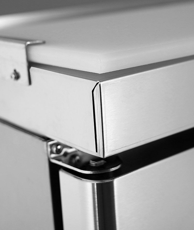 Atosa Double Door Pizza Prep Table Refrigerator MPF8202