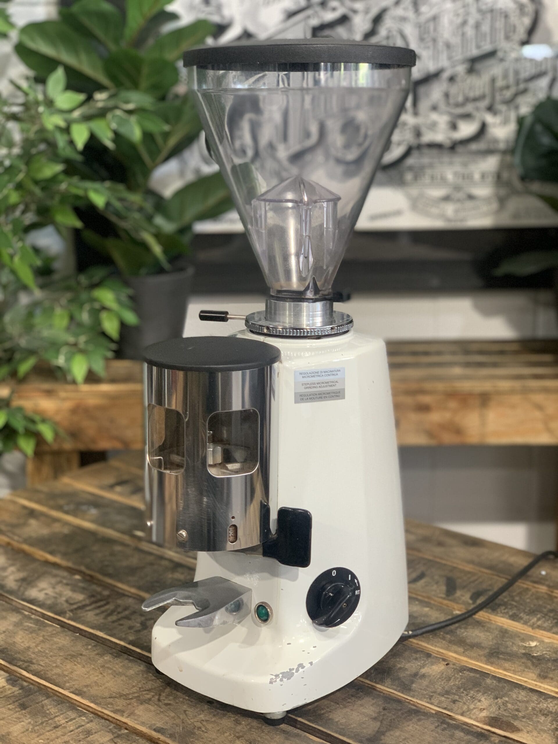 Mazzer Super Jolly Automatic - White