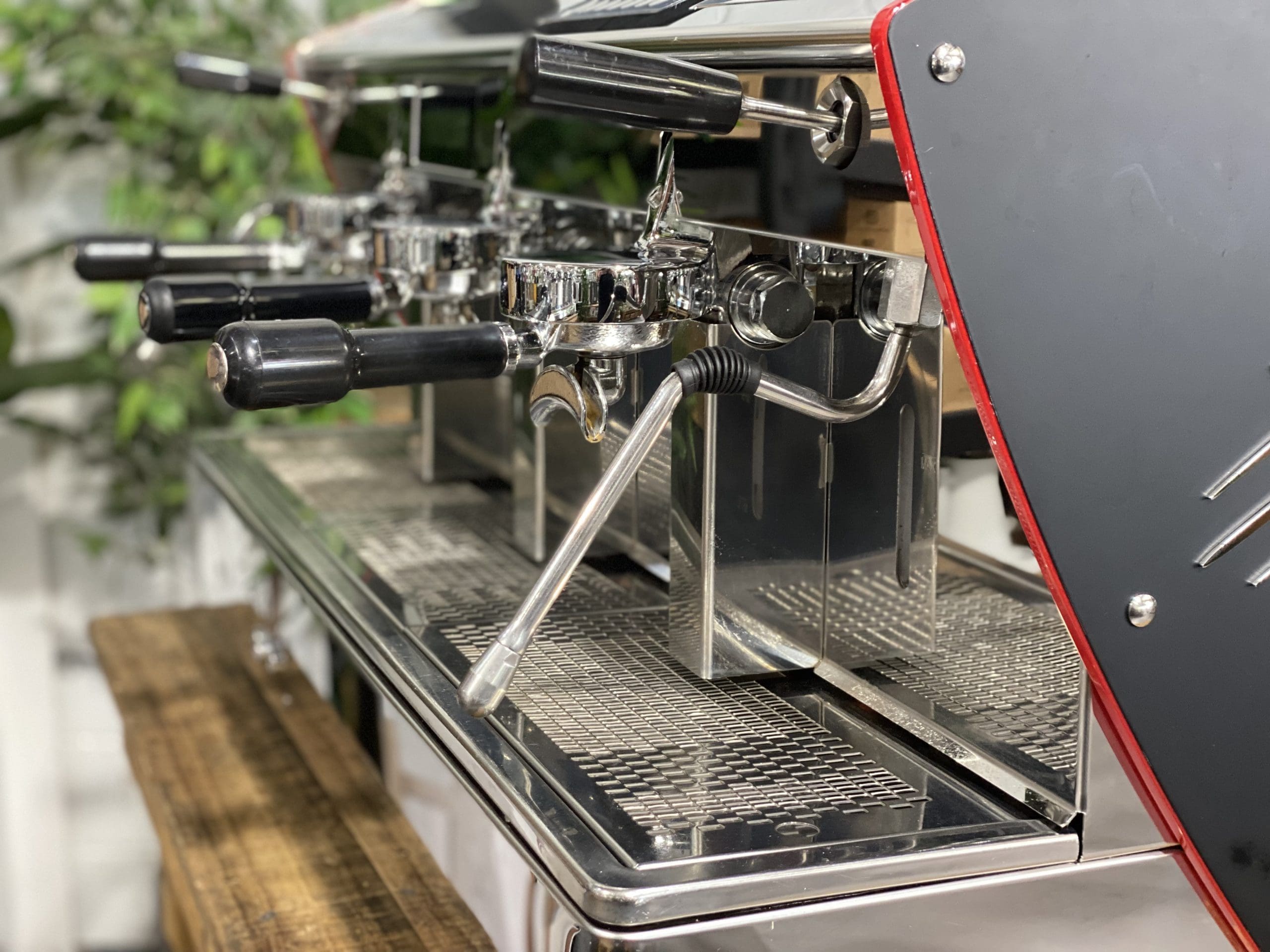 Orchestrale Etnica Display Black - 3 Group Commercial Espresso Machine - Red
