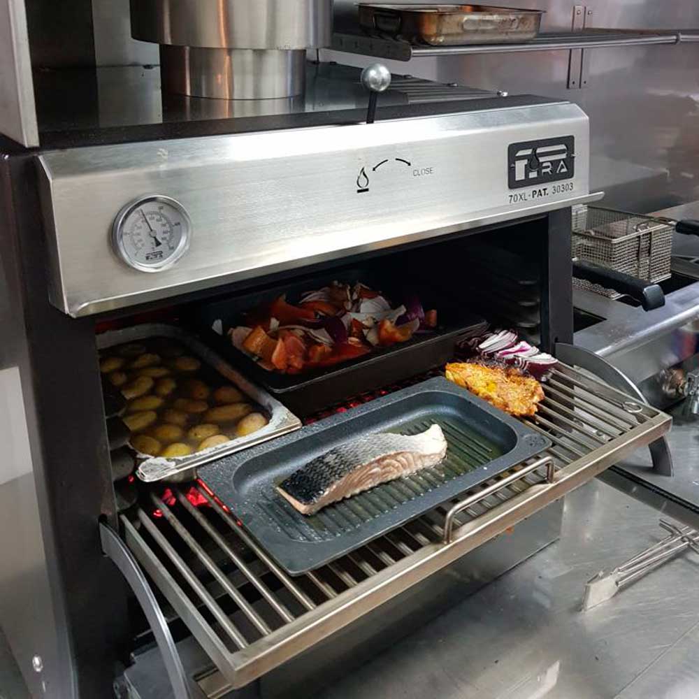 Pira 70 XL Lux AB Charcoal Oven - 480.102
