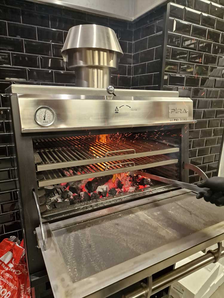 Pira 80 Lux SD Charcoal Oven - 490.103