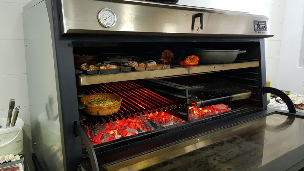 Pira 120 Lux AB Charcoal Oven - 120.102