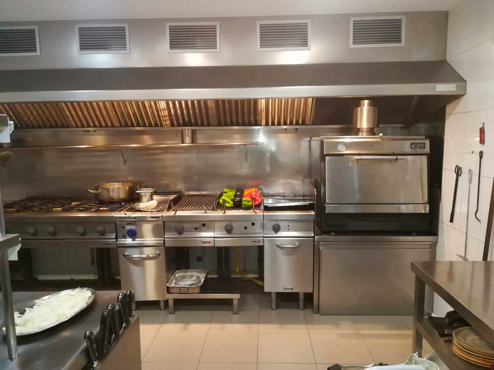 Pira 90 Lux SD Charcoal Oven - 500.103