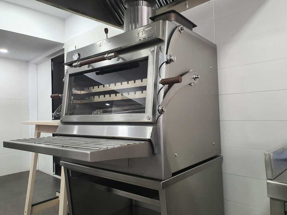 Pira 90 Silver ED Charcoal Oven - 500.107