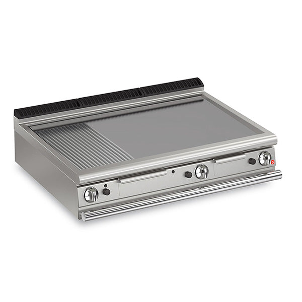 Baron 3 Burner Gas Fry Top With 2/3 Smooth 1/3 Ribbed Mild Steel Plate And Thermostat Control Q70FTT/G1220