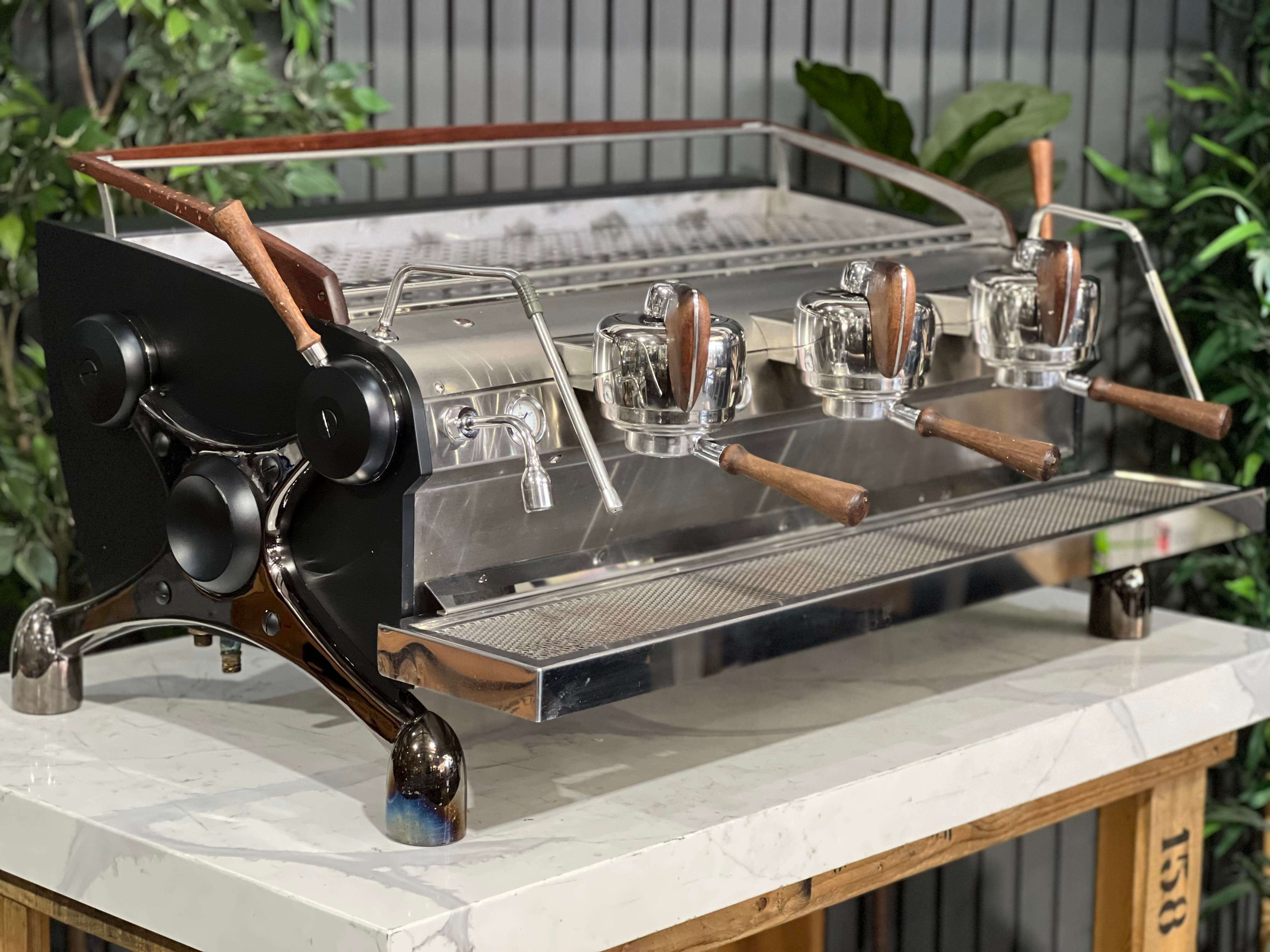 Slayer Espresso Black Stainless & Dark - 3 Group Commercial Espresso Machine - Timber