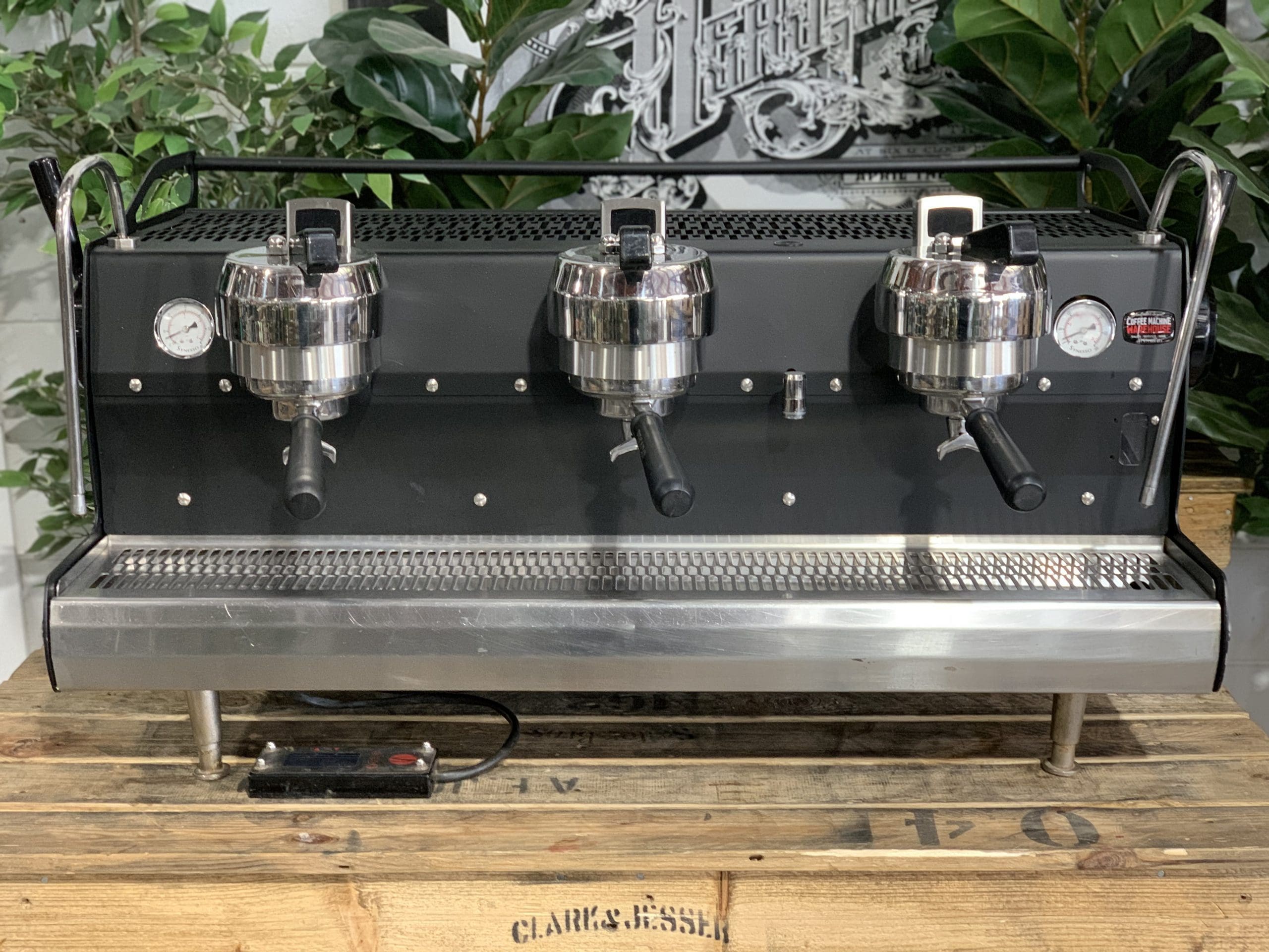 Synesso Cyncra Matte w. Shot Timers - 3 Group Commercial Espresso Machine - Black