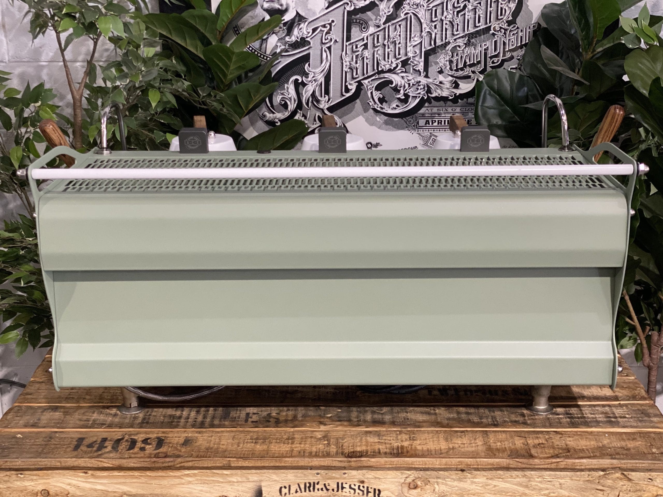 Synesso Cyncra Alcorn Shot Timers Green & White - 3 Group Commercial Espresso Machine - Timber