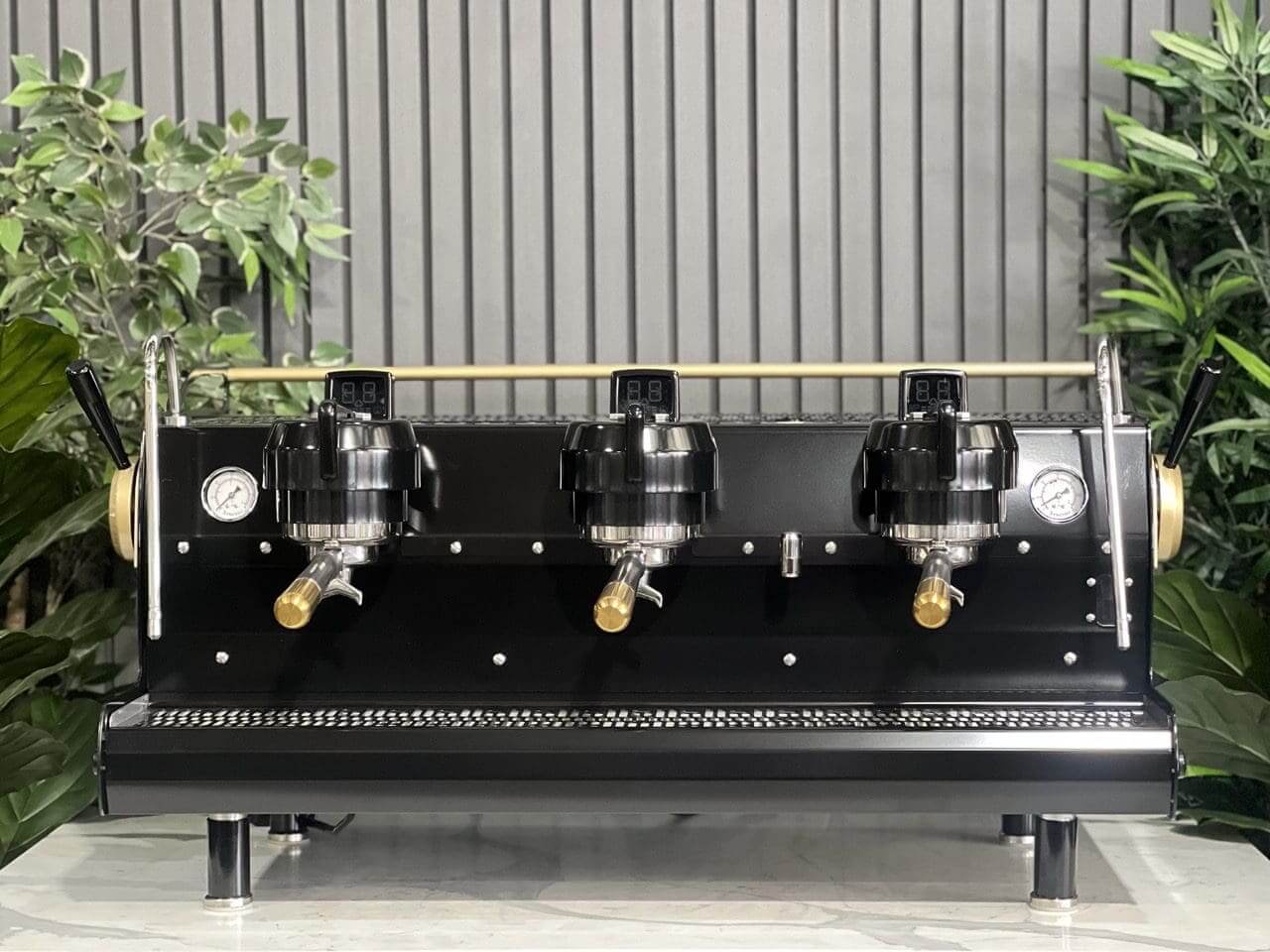 Synesso MVP Shot Timers Black - 3 Group Commercial Espresso Machine - Gold
