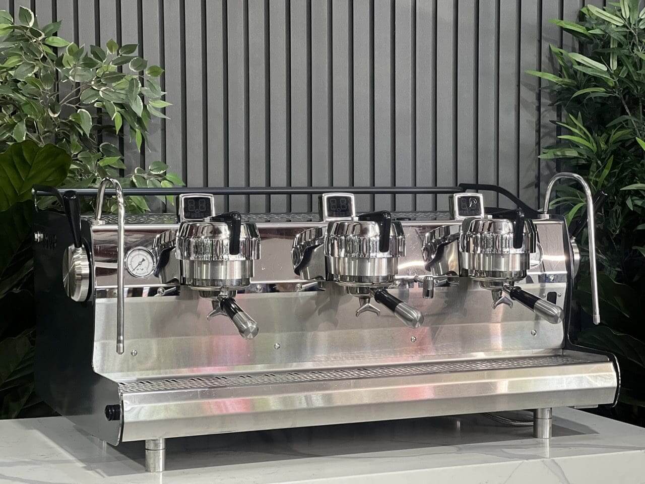 Synesso MVP Charcoal - 3 Group Commercial Espresso Machine