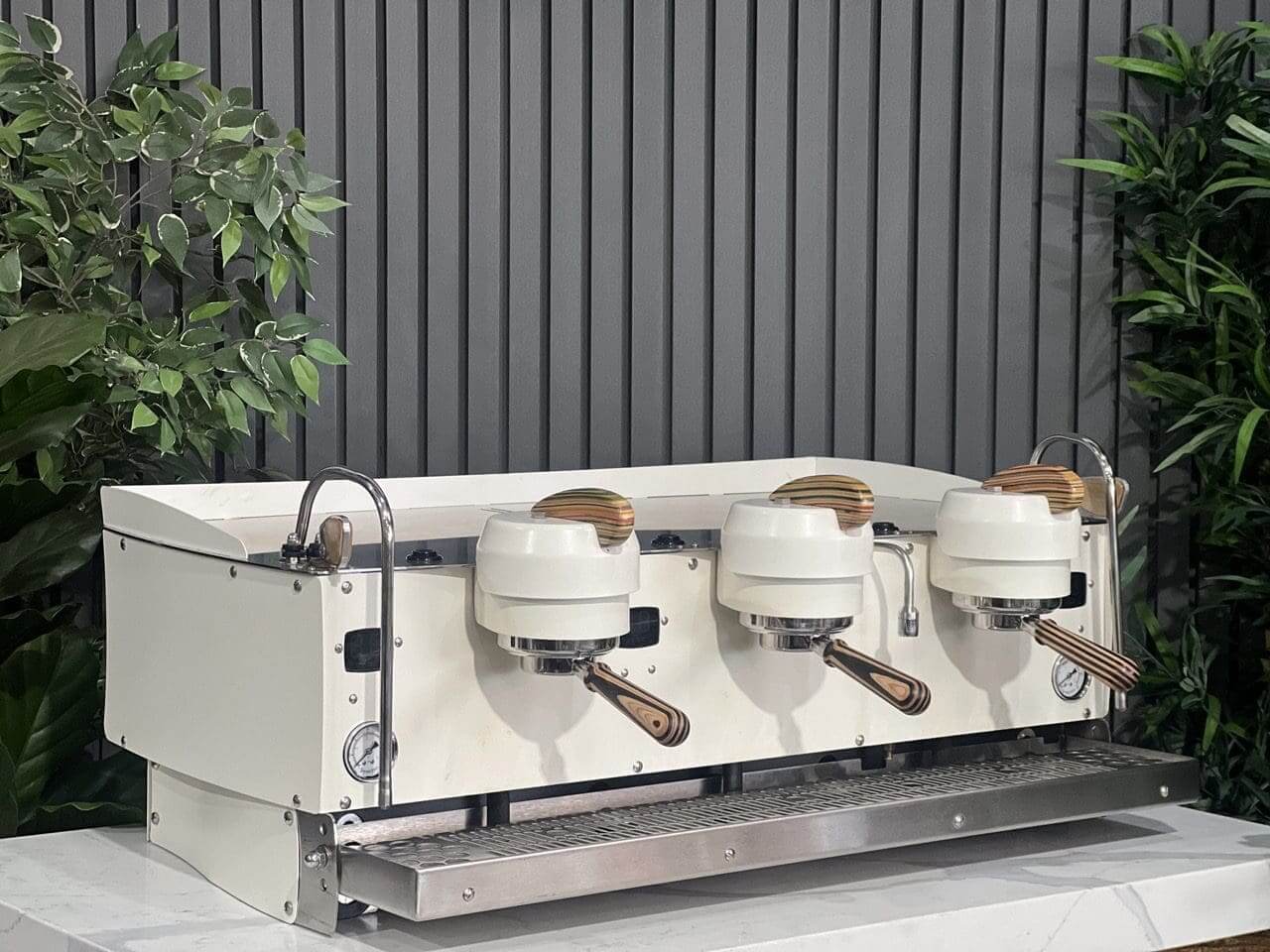 Synesso S300 White w Accents - 3 Group Commercial Espresso Machine - Timber