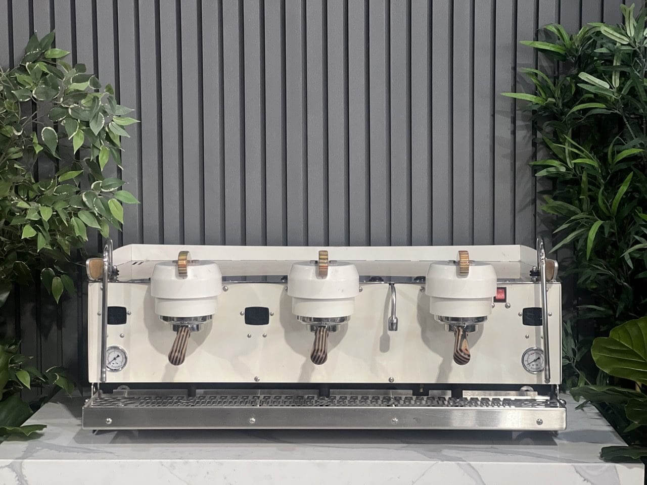 Synesso S300 White w Accents - 3 Group Commercial Espresso Machine - Timber
