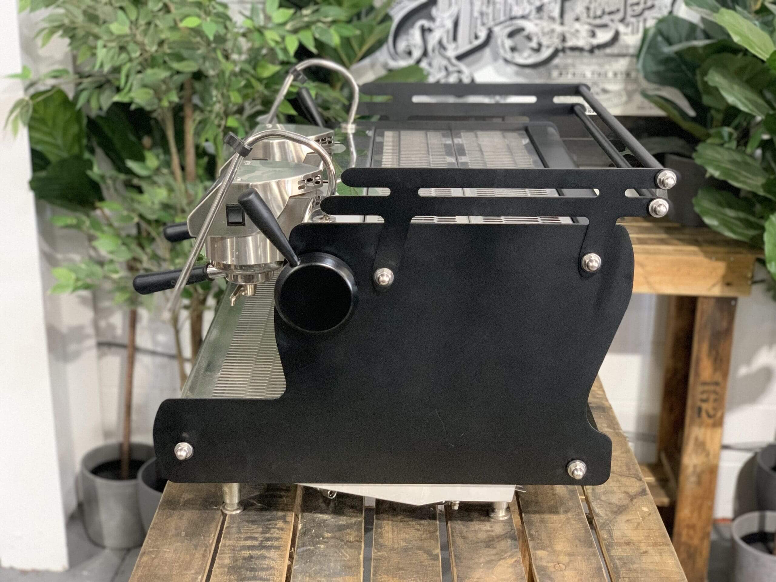 Synesso Sabre - 2 Group Commercial Espresso Machine - Black