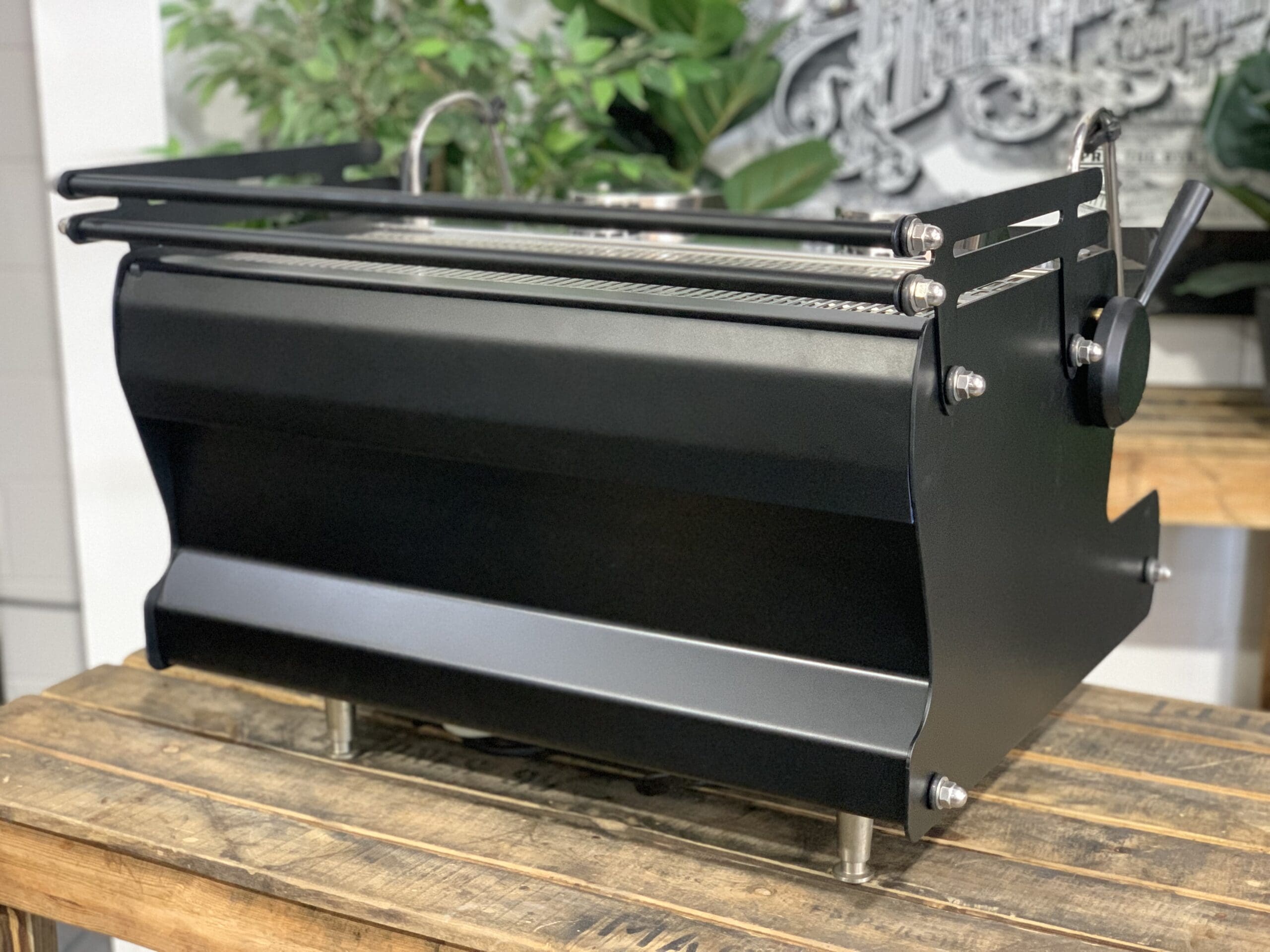 Synesso Sabre 2 Group Black - 490