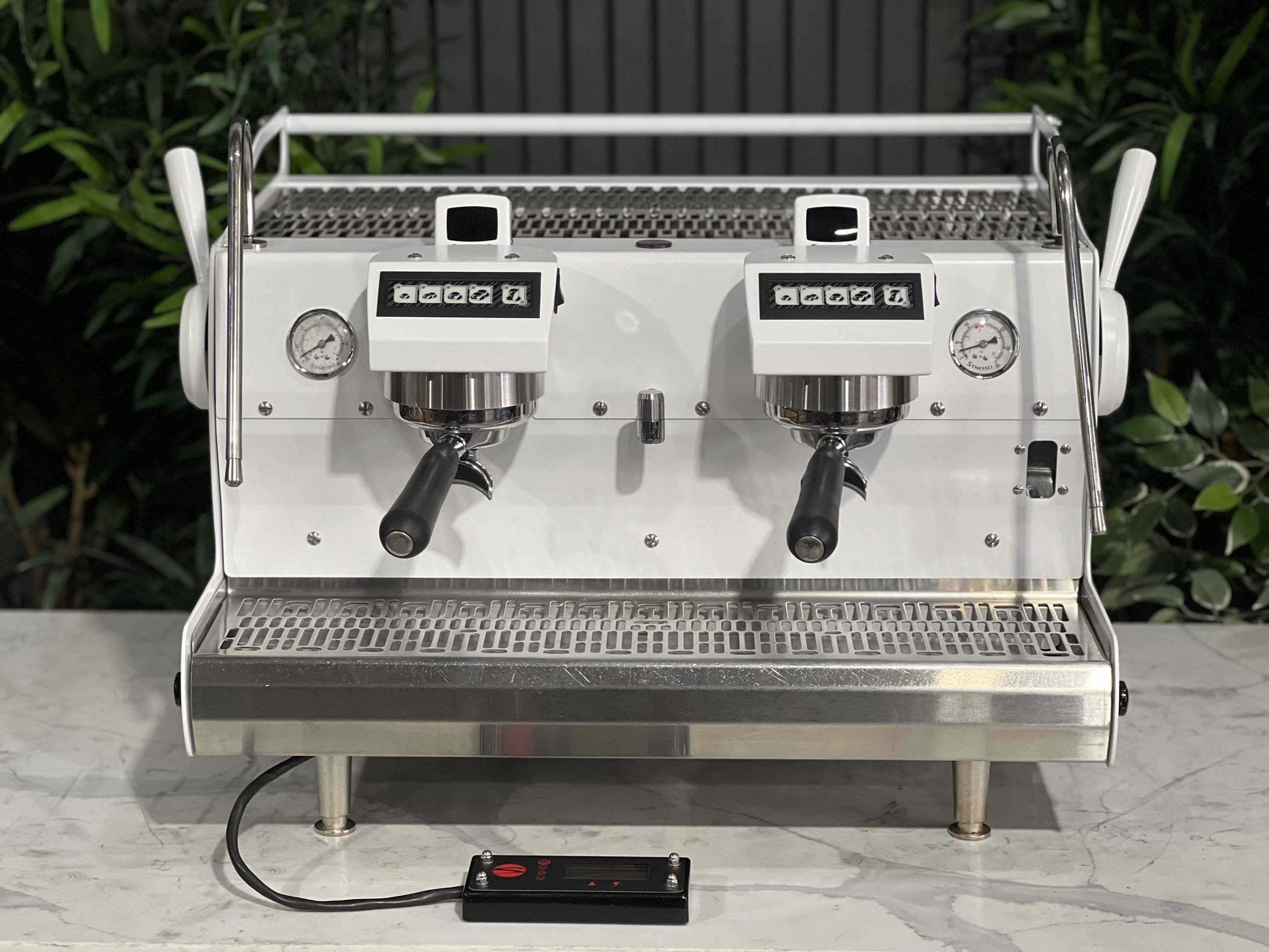 Synesso Sabre Pull Out PID 2 Group White - 38716