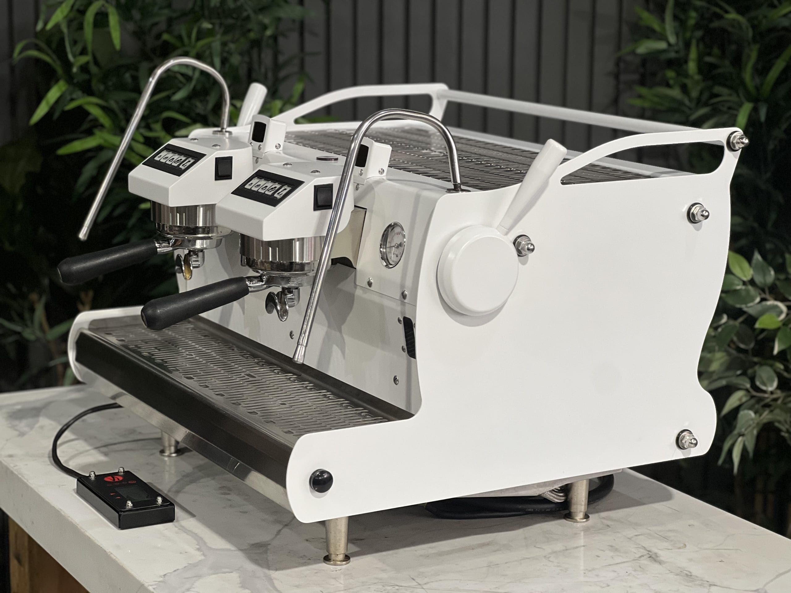 Synesso Sabre Pull Out PID 2 Group White - 38716