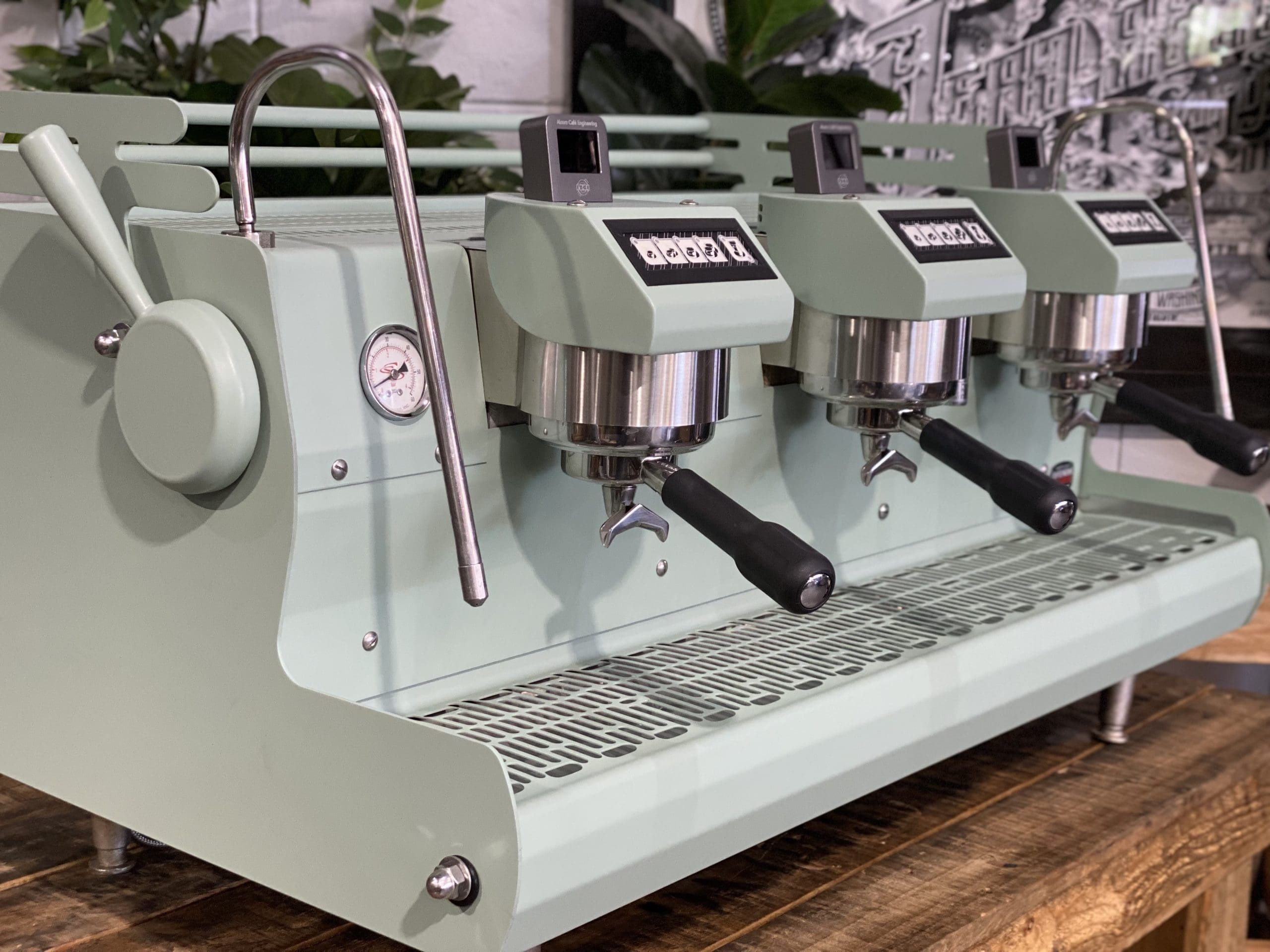 Synesso Sabre 3 Group W Shot Timers Sage Green Espresso Coffee Machine - 34019