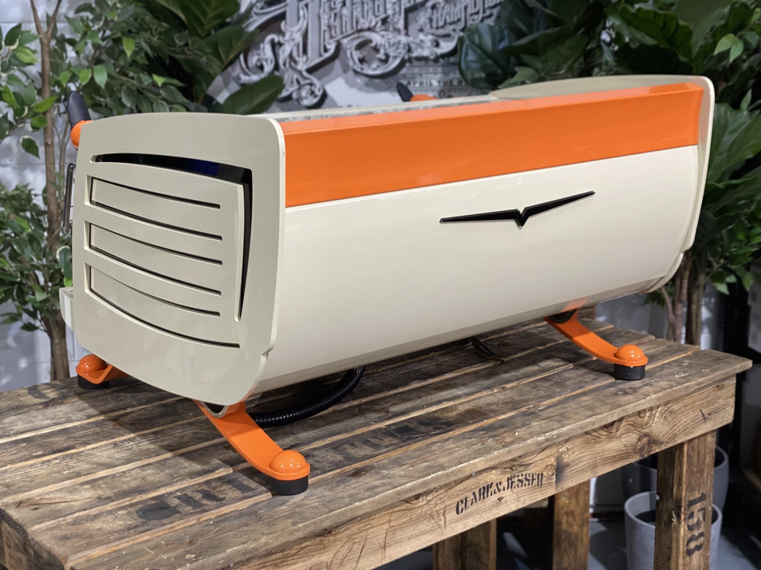 Victoria Arduino Black Eagle 2 Group Cream & Orange - 19542