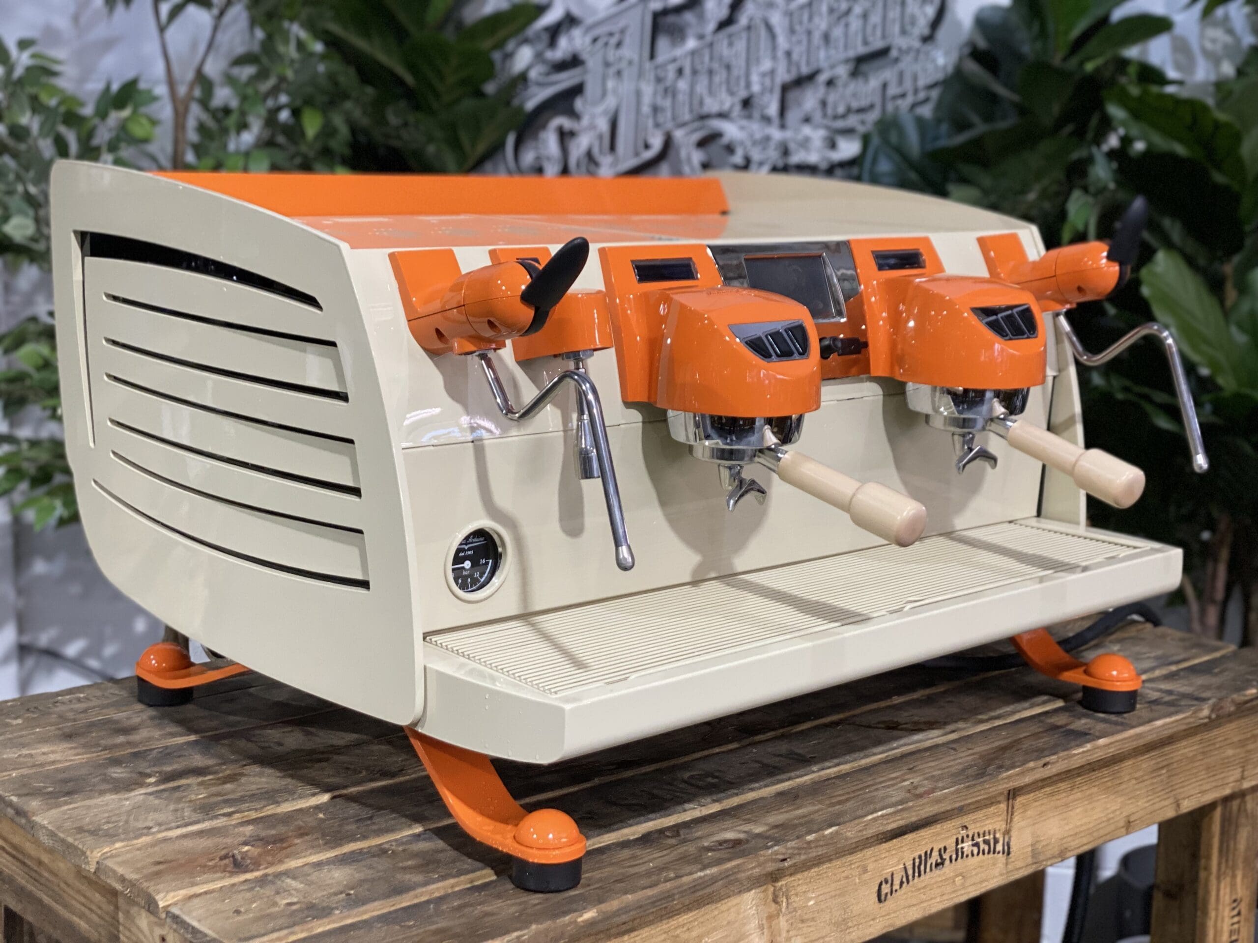 Victoria Arduino Black Eagle 2 Group Cream & Orange - 19542