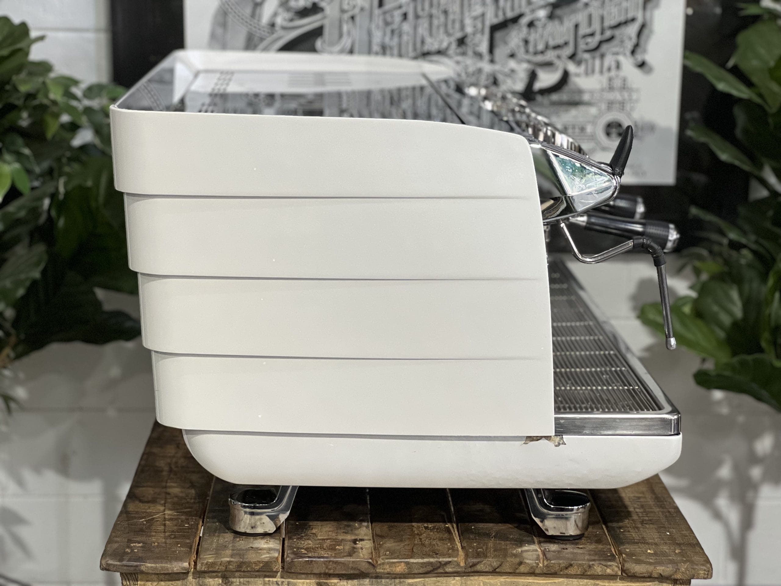 Victoria Arduino White Eagle Digit 3 Group White Espresso Coffee Machine - 36294