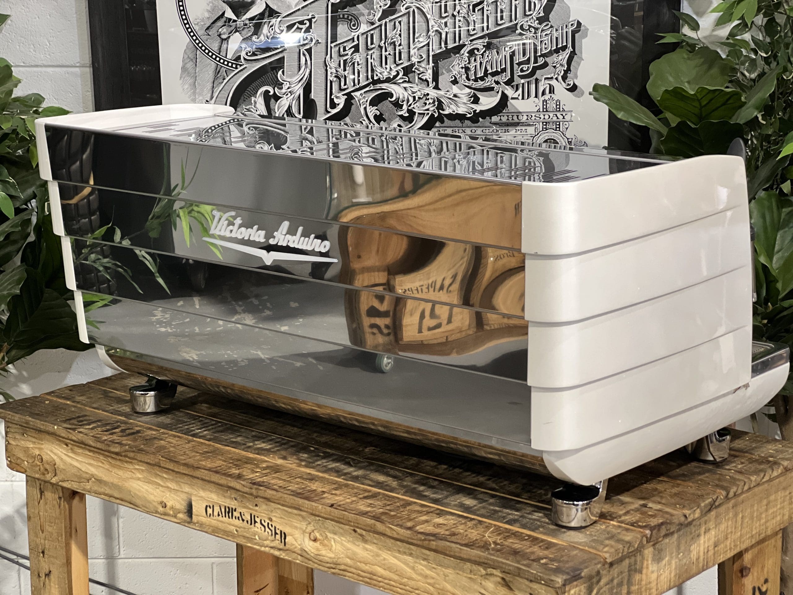 Victoria Arduino White Eagle Digit 3 Group White Espresso Coffee Machine - 36294