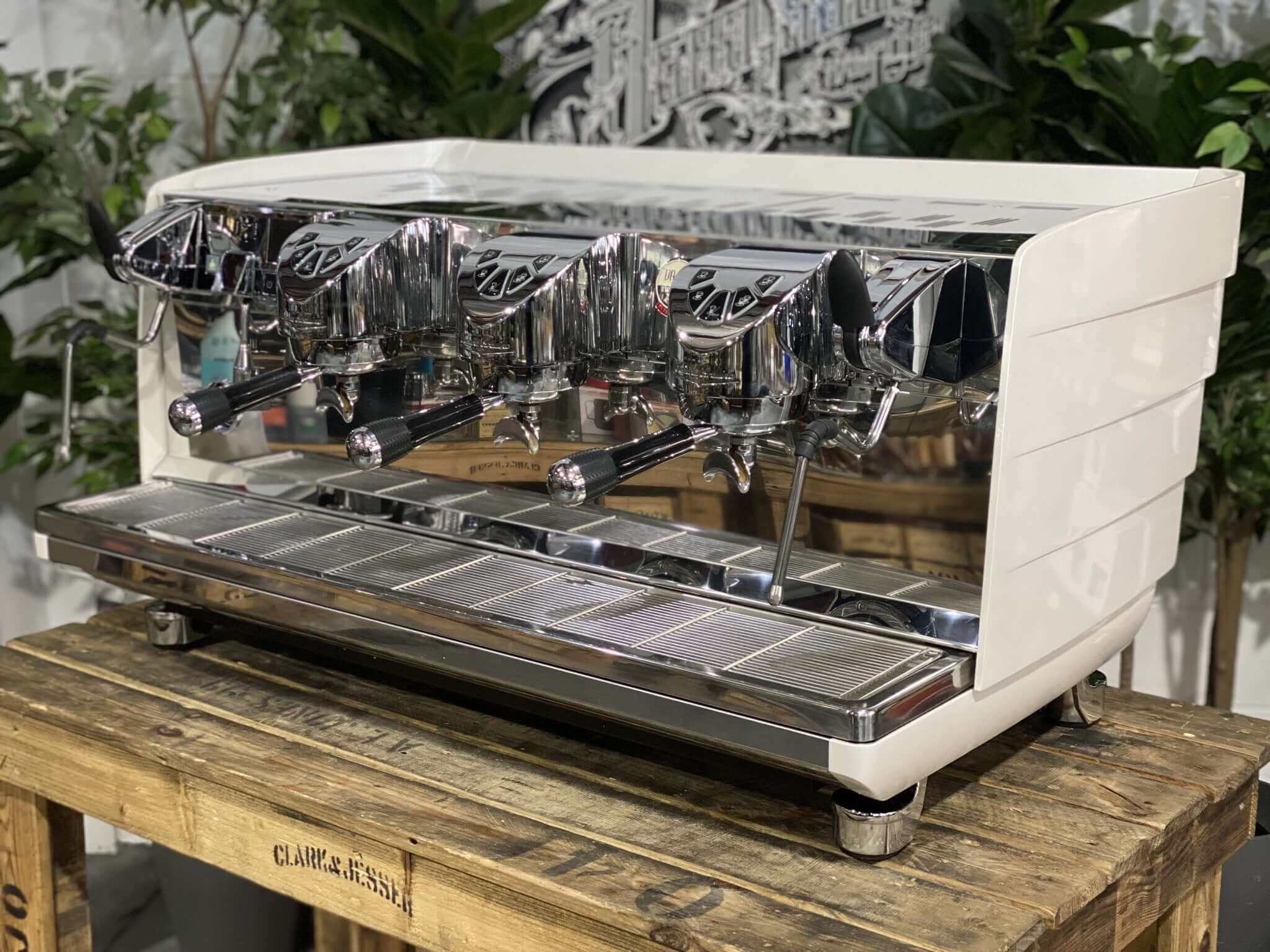 Victoria Arduino White Eagle T3 White - 3 Group Commercial Espresso Machine - Stainless