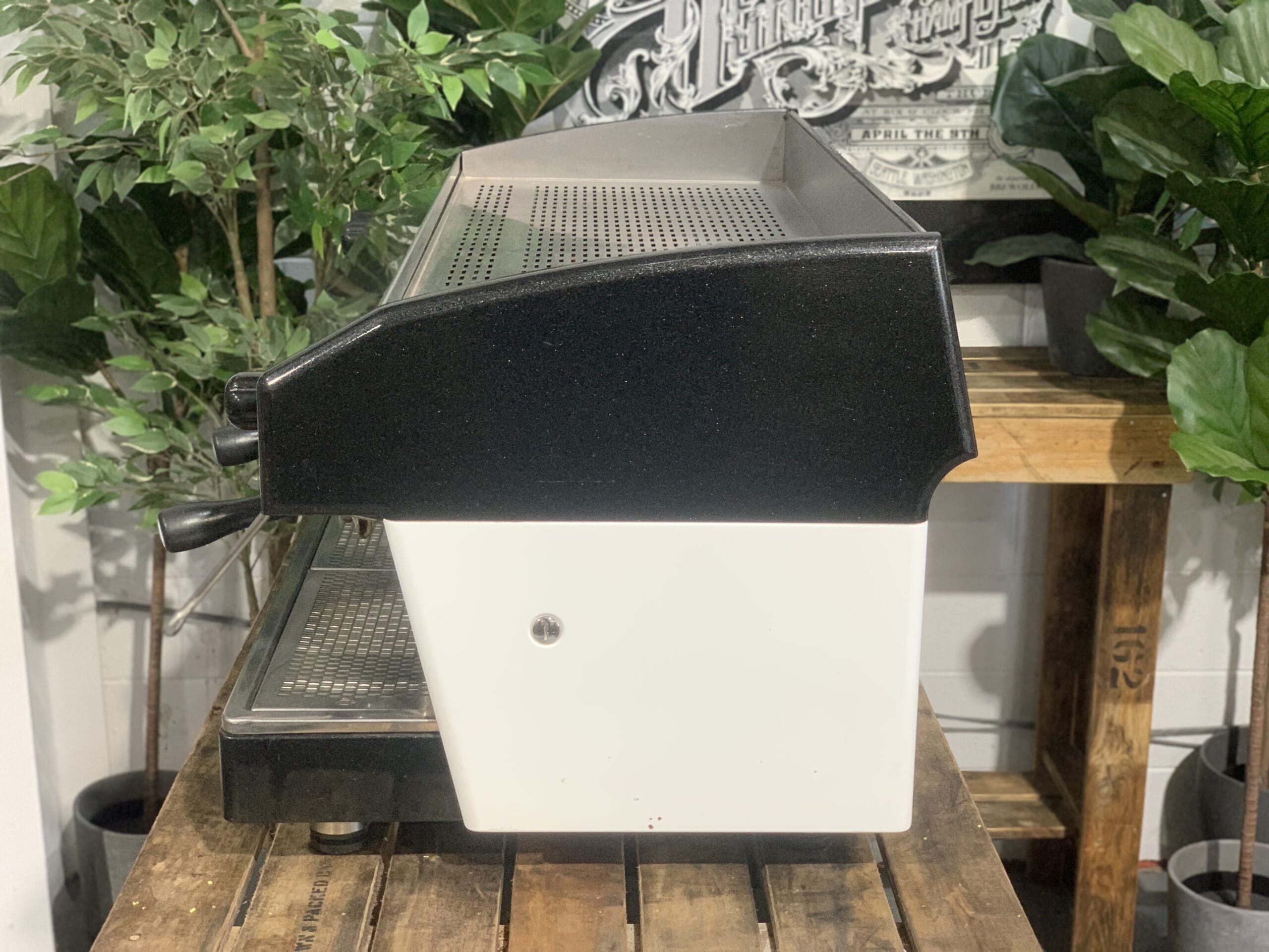 Wega Atlas 3 Group Black & White - 9442