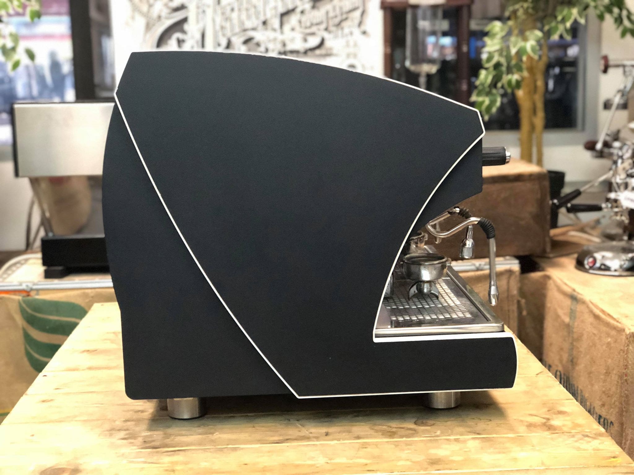 Wega Polaris Tron 2 Group Black - 1131