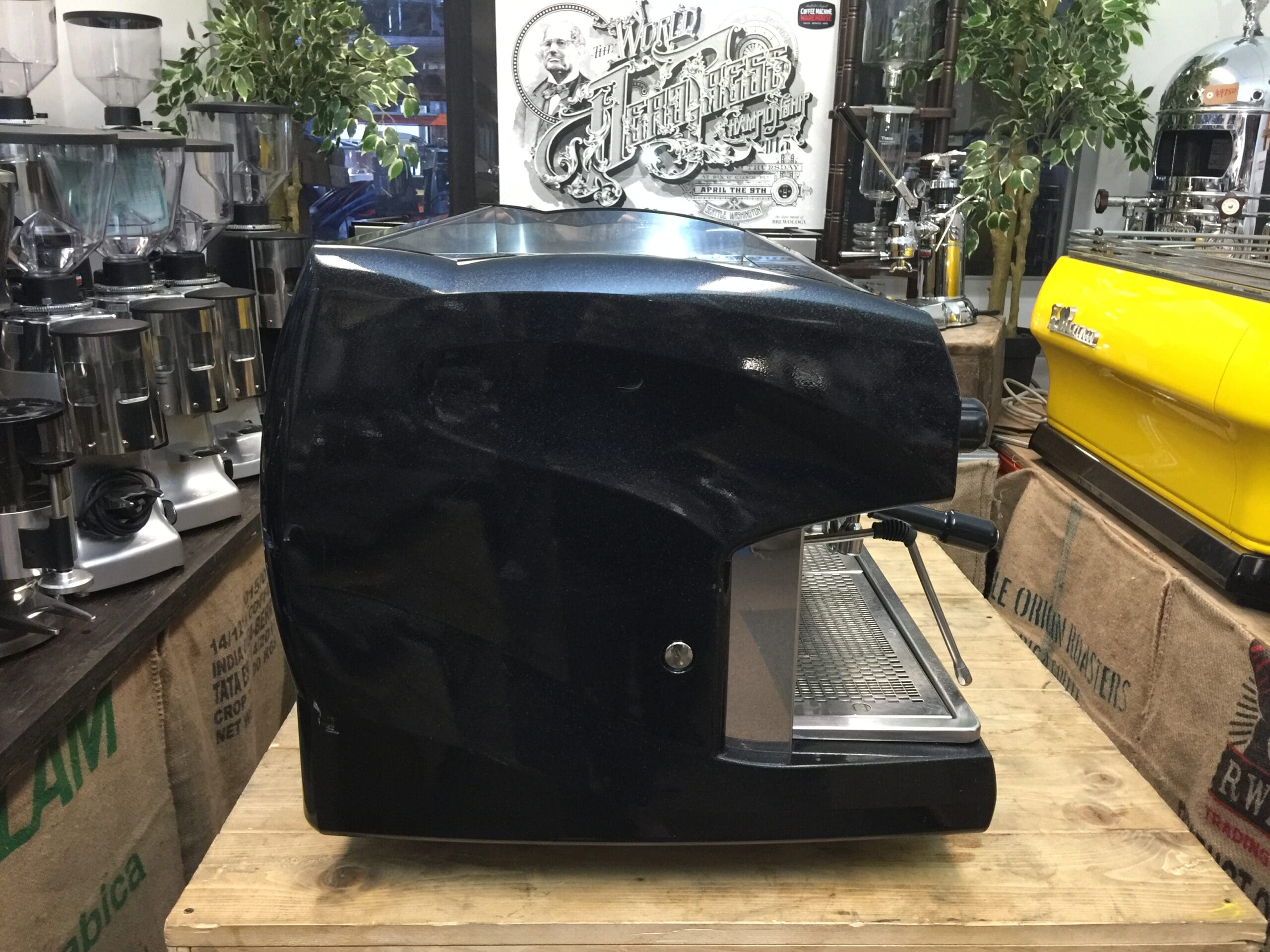 Wega Polaris 3 Group Low Cup Metallic Black - 17627