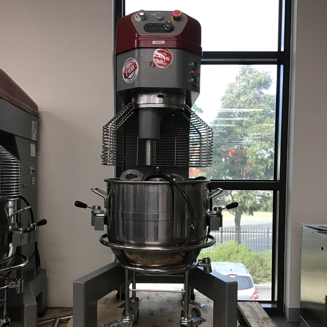 CLEARANCE - Tyrone Heavy Duty Planetary Mixer 60L - B60GX-VIC1003