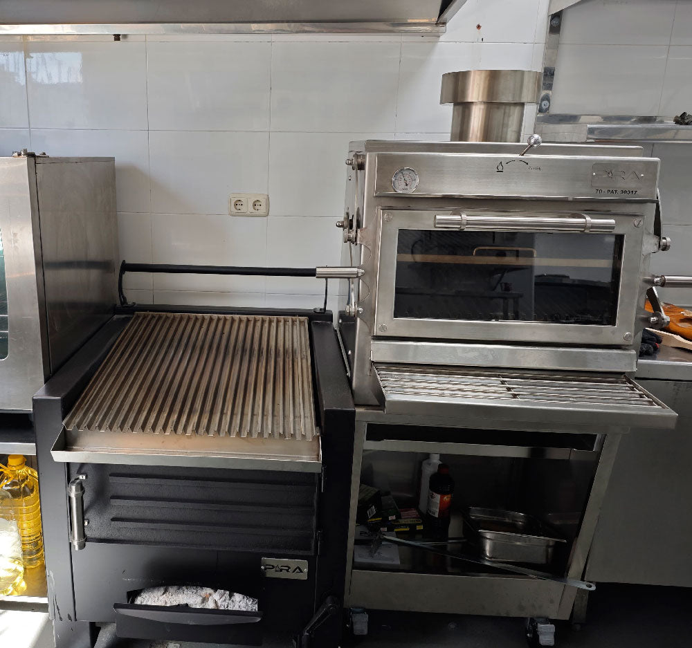 Pira 70 Silver ED Charcoal Oven - 450.107