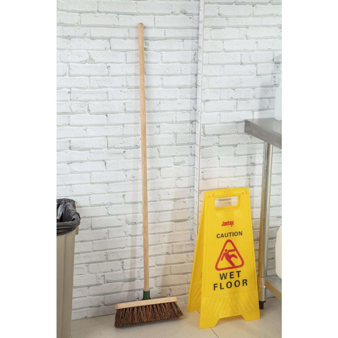 Jantex Wooden Broom Head Stiff Bassine 305mm - CD798