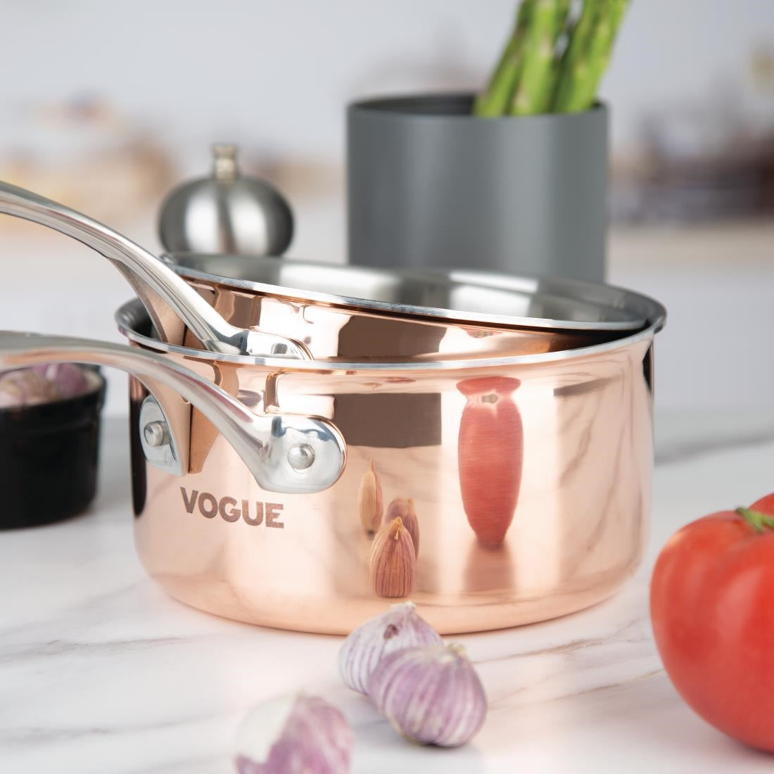Vogue Copper Tri-Wall Saucepan 180mm - CM675