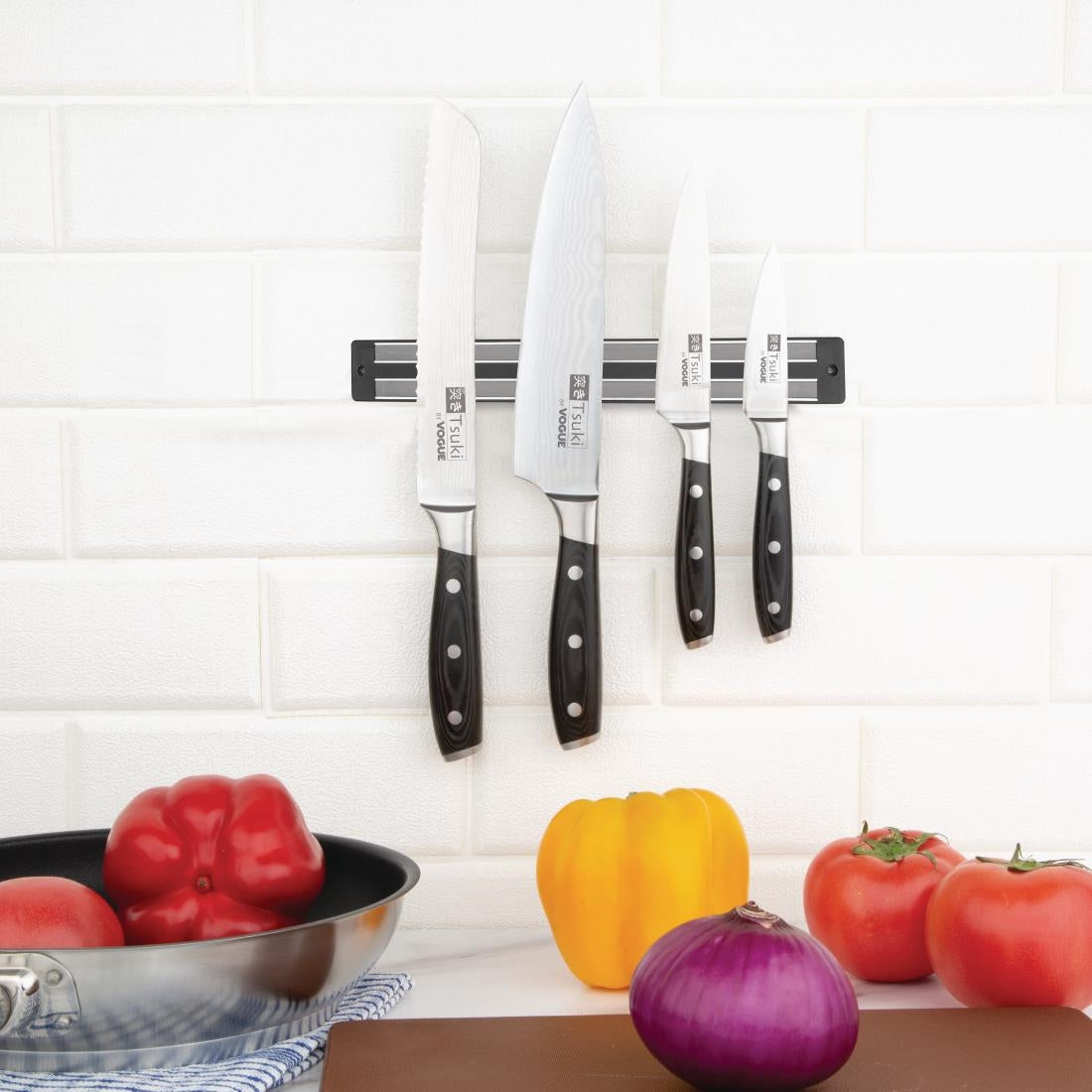 Vogue Magnetic Small Knife Rack 34cm - D720
