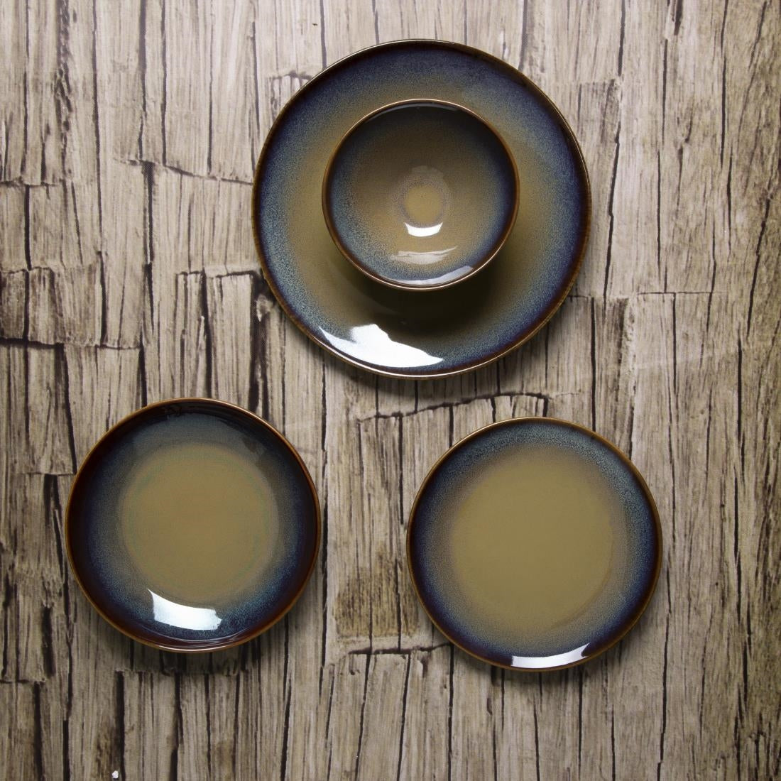 Olympia Birch Aubergine Coupe Plates - 270mm (6 Pack) - DZ697