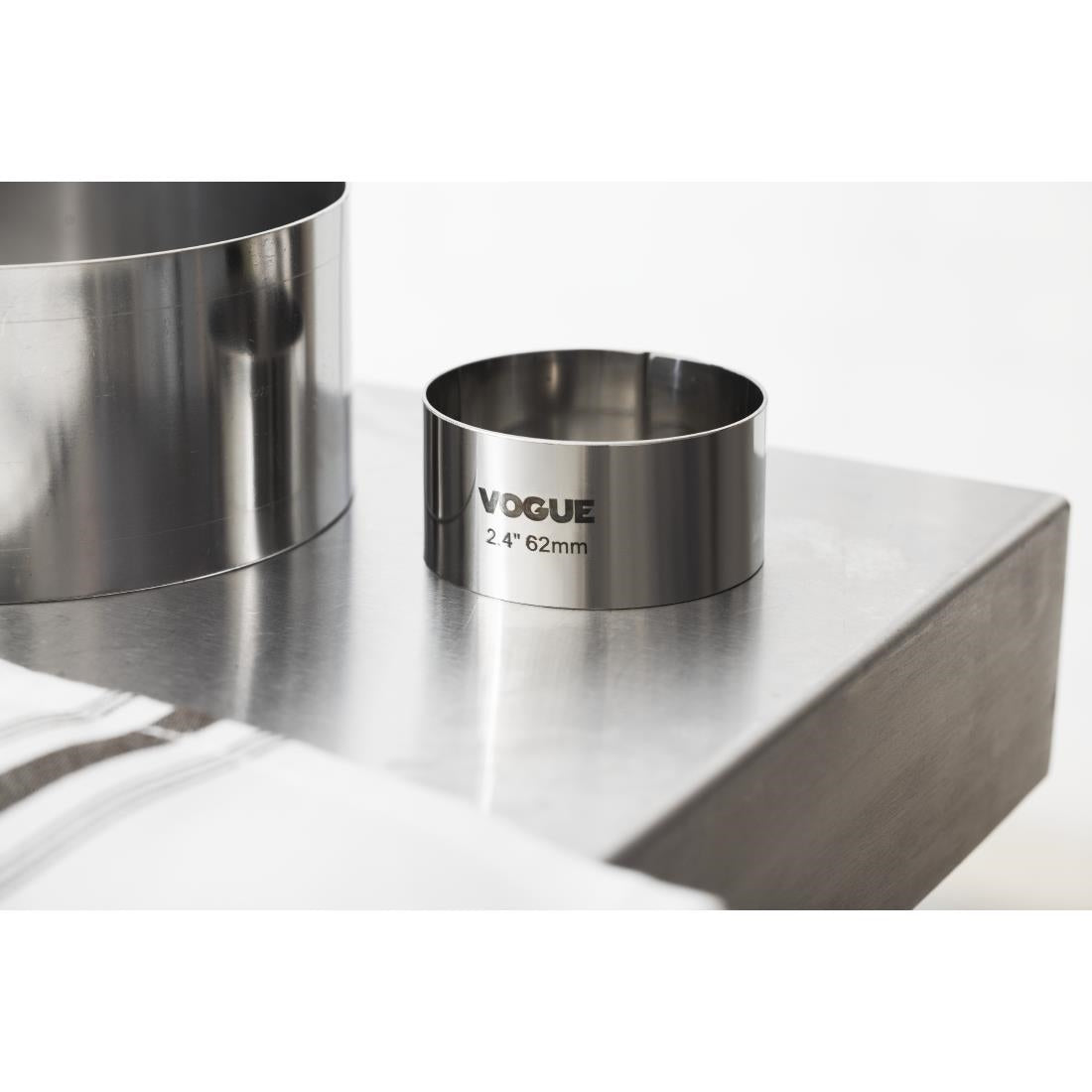 Round Mini Gateaux Mould 62 x 30mm - E060