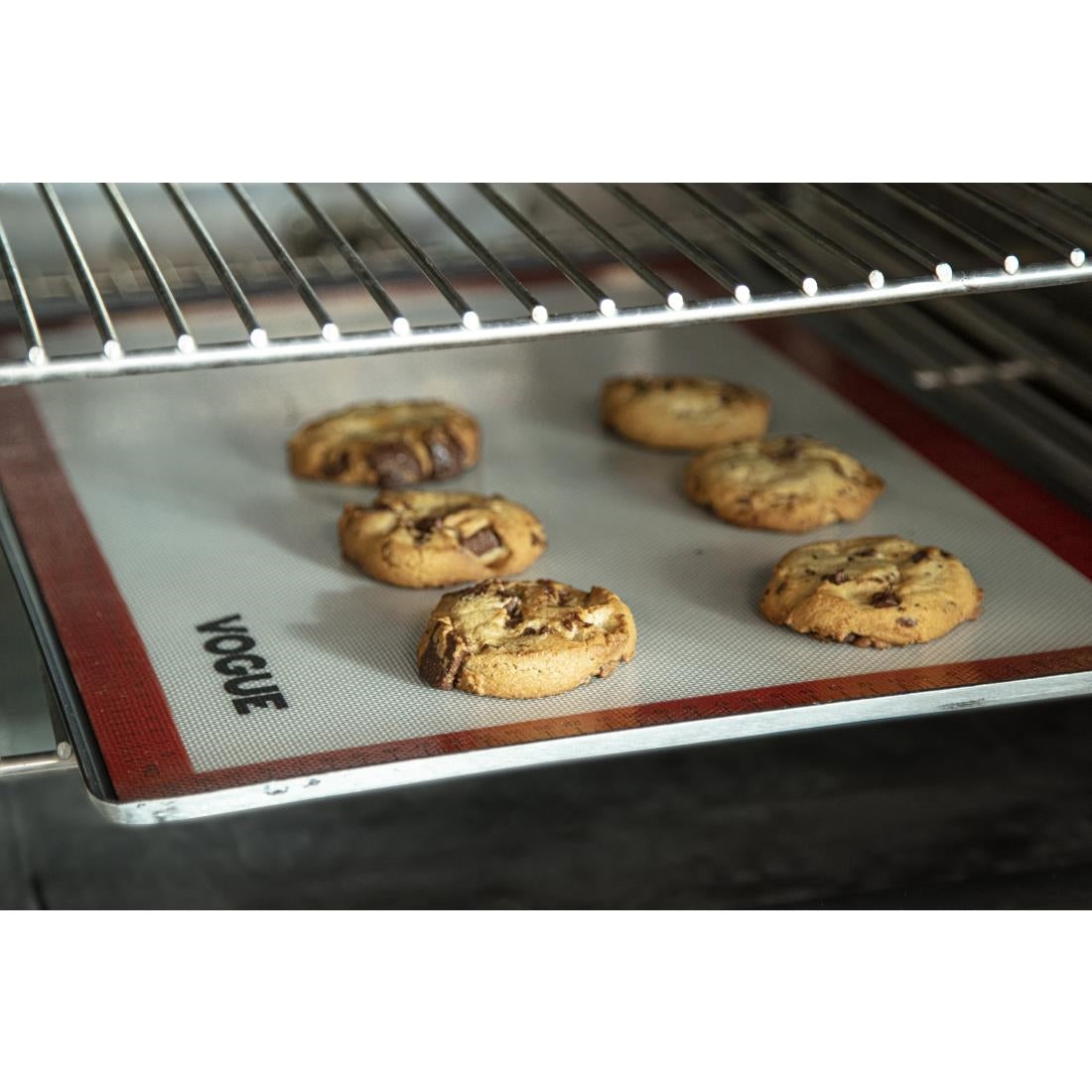 Vogue Non-Stick Baking Mat 385 x 585mm - E687