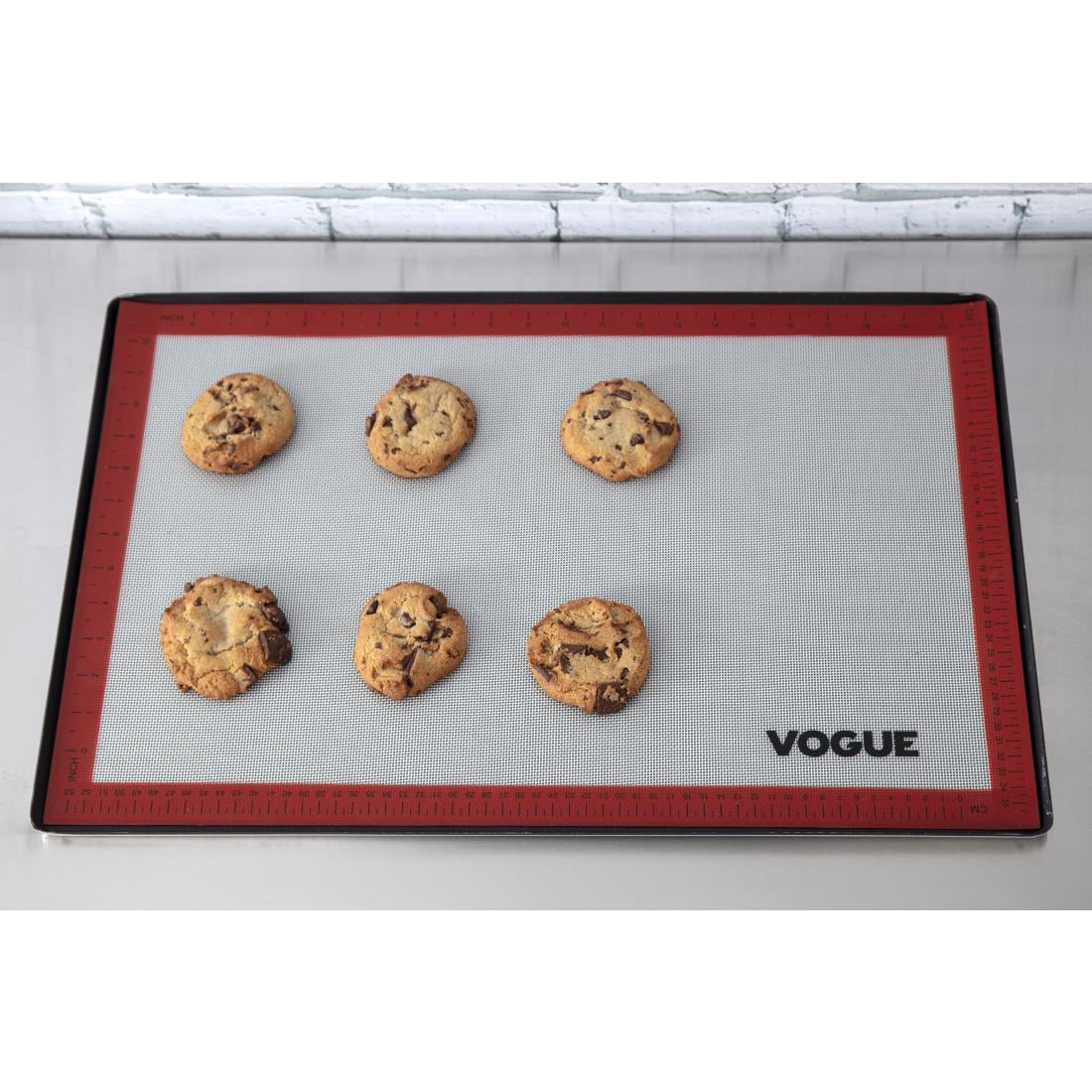 Vogue Non-Stick Baking Mat 385 x 585mm - E687