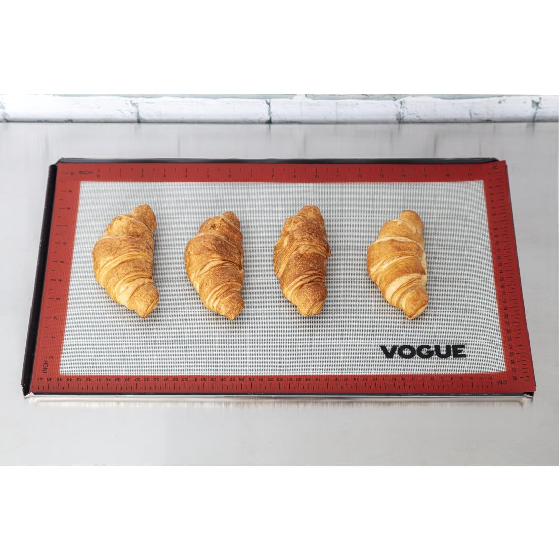 Vogue Non-Stick Baking Mat 315 x 520mm - E842