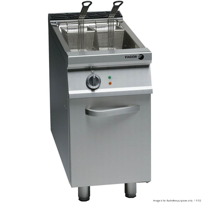 CLEARANCE - Fagor 900 series NG deep fat fryer FG9-05